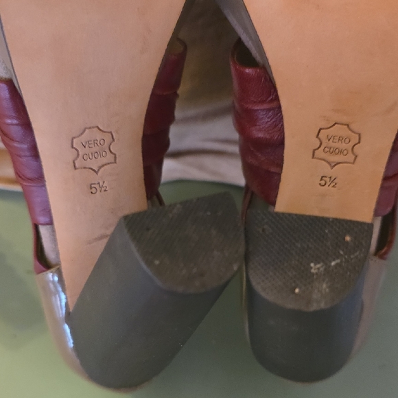 Charles David Red and Tan Platform Heels - Picture 12 of 14